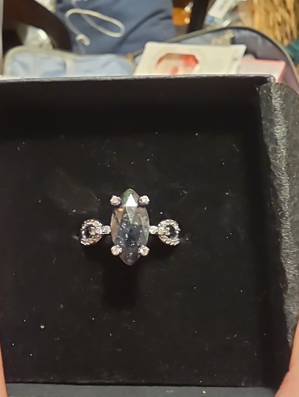 Bomb Party Size 6, Black Ice Crystal On Hematite